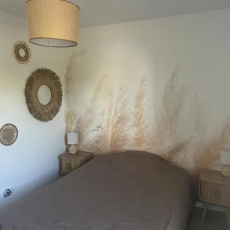 Apartment Appartement T3, Tout Confort A 500 M De La Plage *